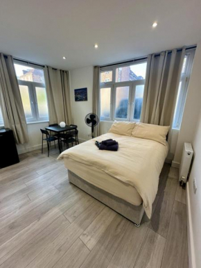 Studio Near London Bridge